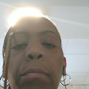 Meet your Posher, Nadia